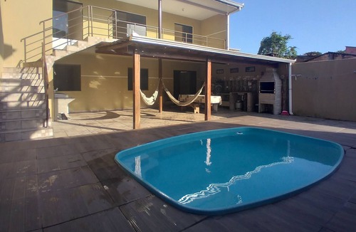 Caioba House | Sobrado com piscina em Caiobá