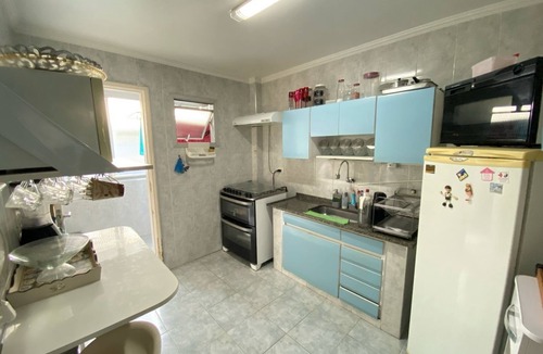 Enseada Apartment | Spacious apartment in Guarujá-Enseada (80m from the beach) for 8 people.
