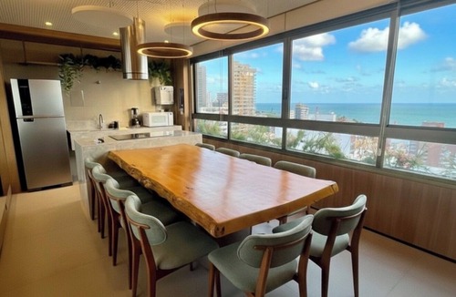 Barra Condo | Spacious Barra Ocean View Luxury King Condo with Rooftop Pool - Sleeps 4 - NEW!