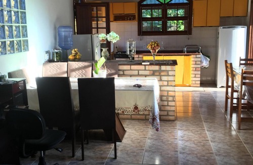 Morro das Pedras House | Spacious house with swimming pool.