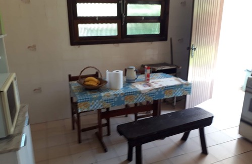 Peruibe House | Spacious house next to the beach, with Wi-Fi.