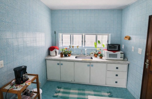 Chacara Flora House | Spacious house with garage, 3 bedrooms, ideal for families, 10 minutes from the city center.