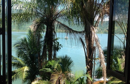 Paraty House | Spectacular house on Araujo Island in Paraty, facing the sea.