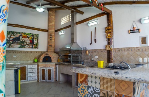 Bexiga House | Standard house on Curral Beach - Ilhabela - 5 bedrooms, sleeps 12