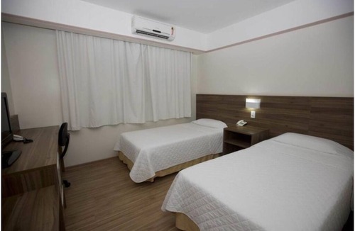 Centro Hotel | Start Your Day with Breakfast in the Heart of Chapecó l Standard Twin