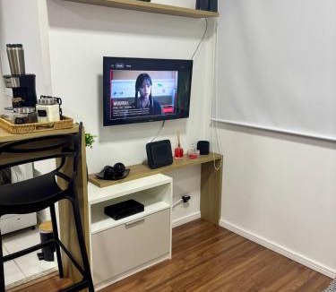 Mogi das Cruzes Apartment | Studio 104 Home Office Completo Cama Queen e Ar Condicionado Vista Panorâmica