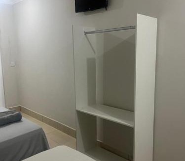 Santa Monica Apartment | Studio 38 - Próx ao Parque do Sabiá Aeroporto e Shopping