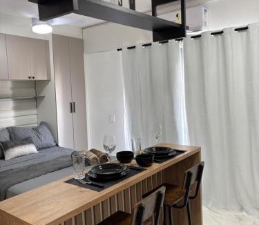 Centro Apartment | Studio Carmenere Com varanda e vista incrível Mogi das Cruzes