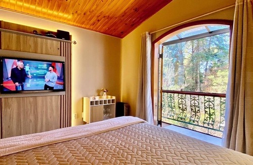 Jardim Andira Apartment | Studio Chalet - European Charm & Sophistication