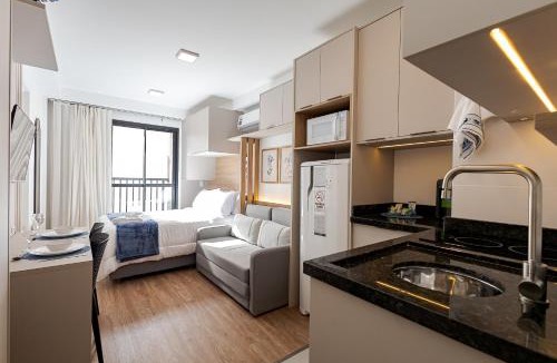Matriz Apartment | Studio com Varanda e Central em Condomínio Clube