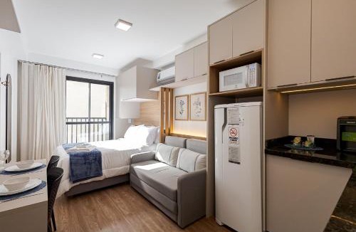 Matriz Apartment | Studio com Varanda e Central em Condomínio Clube