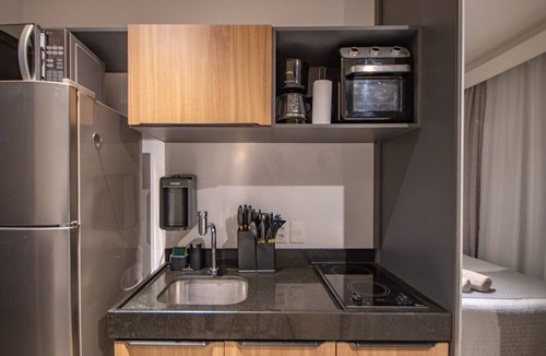 Pinheiros Apartment | Studio com Varanda - Pinheiros