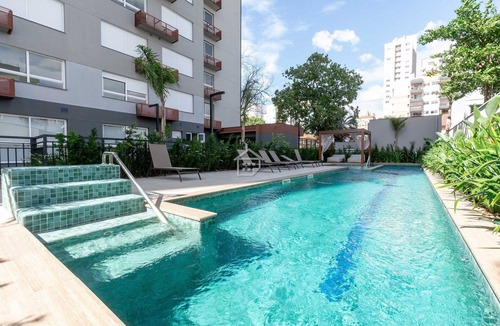 Partenon Apartment | Studio Cubanos | Design Moderno + Ao lado da PUC