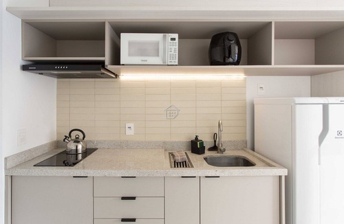 Auxiliadora Apartment | Studio Elegante e Conectado em Porto Alegre