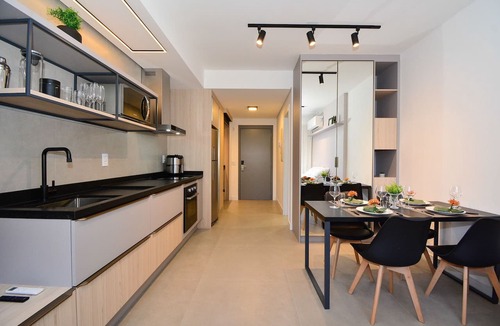 Trindade House | Studio em frente a UFSC e HU - 504R