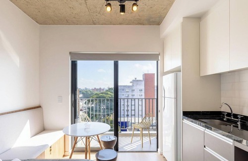 Prado Velho Apartment | Studio in Condo w/gym 350m From PUC Ebi0603