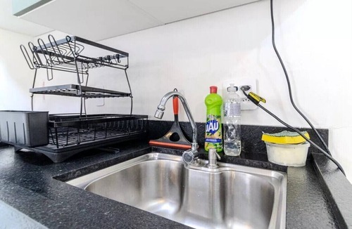 Republica Apartment | Studio in downtown São Paulo. Metro República. Easy access to Brás and 25 de Março.