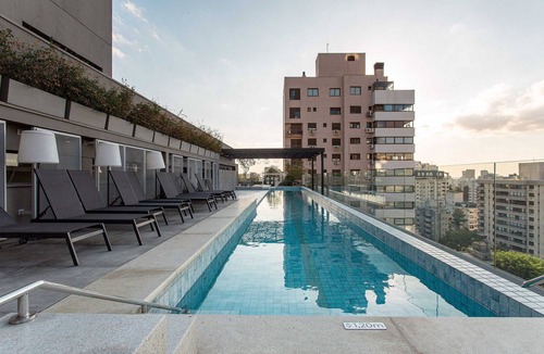 Mont'Serrat Apartment | Studio Moderno com Vista do Guaíba