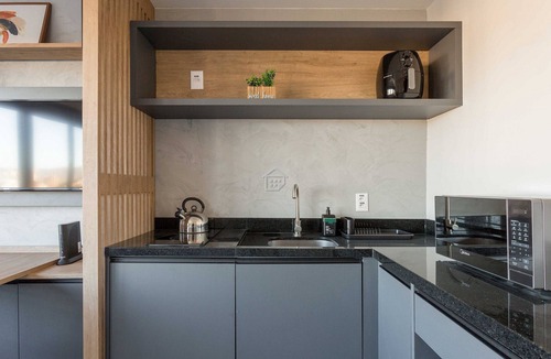 Cidade Baixa Apartment | Studio Moderno com Vista e Lazer Completo