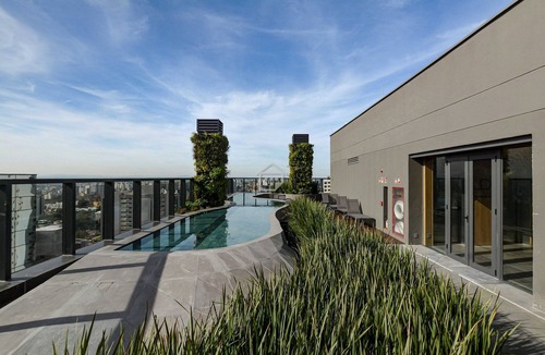 Tres Figueiras Apartment | Studio Moderno e Elegante na Carlos Gomes