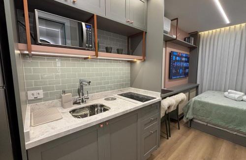 Matriz Apartment | Studio no Batel com Piscina, Academia e Coworking