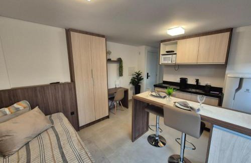 Prado Velho Apartment | Studio Novo e completo perto da PUC