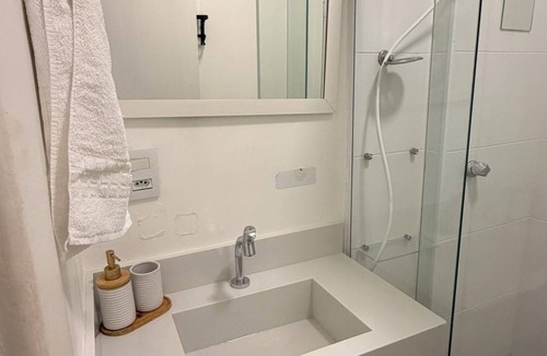 Porto Maravilha Apartment | Studio Presidente Vargas, across from the Uruguaiana metro station.