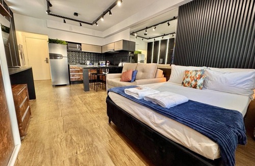 Matriz Apartment | Studio reformado no Batel para 4, piscina aquecida e Shopping Curitiba em frente