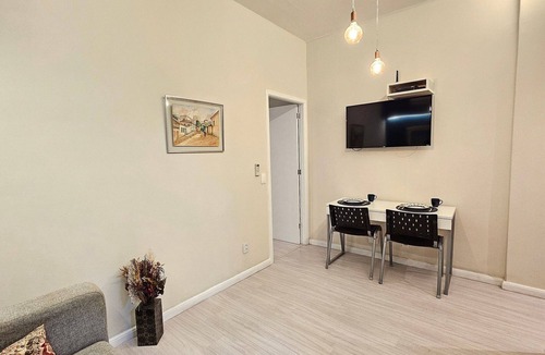 Copacabana House | Studio w/AC | 5 min to Copacabana Beach