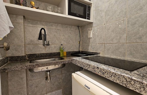Copacabana House | Studio w/AC | 5 min to Copacabana Beach