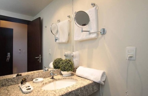 Ribeirao Preto Hotel | Stylish Room Perfect for Solo Adventures | Outdoor Pool Access + Free Breakfast