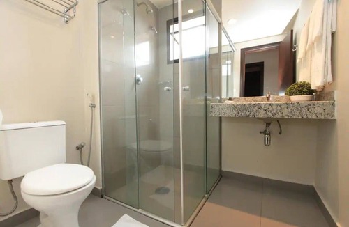 Ribeirao Preto Hotel | Stylish Room Perfect for Solo Adventures | Outdoor Pool Access + Free Breakfast