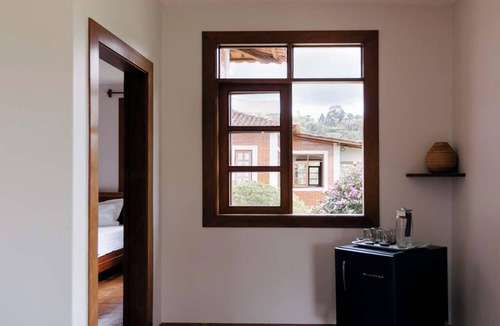 Venda Nova Do Imigrante House | Suíte aconchegante com vista para Pedra Azul