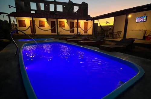 Caraiva Ski Chalet | Suíte Adam 4 em Caraíva com Piscina 900m da Vila