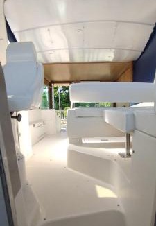 Nova Vicosa Boat Rental | Suite Lancha