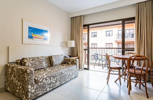 Jurere Apartment | Suite w/Pool View in Luxury Resort Jurerê JBV348