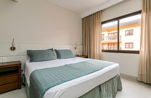 Jurere Apartment | Suite w/Pool View in Luxury Resort Jurerê JBV348