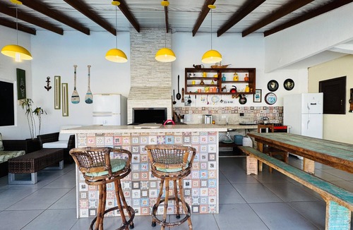 Guaratuba House | Super house on the beach with pool, 60m from the sea, air conditioning, etc.