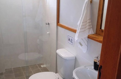 Mambucaba Apartment | Swallows. Charming suite, swimming pool. Close to everything