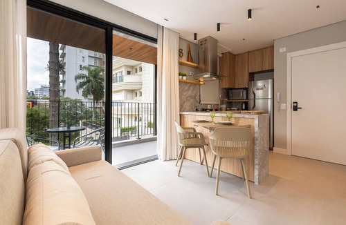 Bigorrilho Apartment | Temple 211