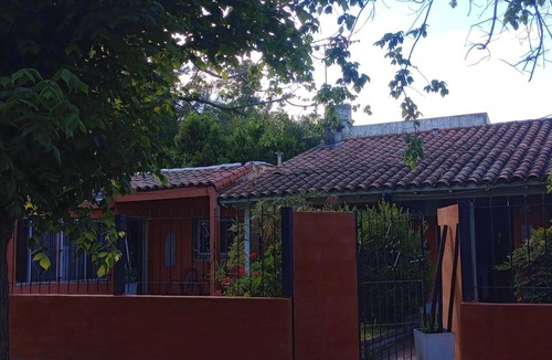 Ezeiza House | The moon house