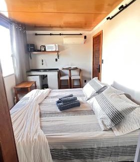 Tres Pinheiros Apartment | Tiny House do Trindade