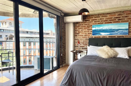 Colegiales Apartment | Top views from an iconic building.