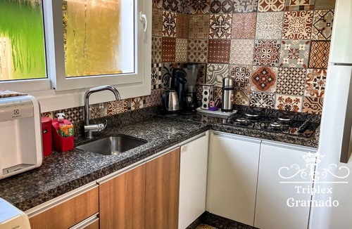 Floresta House | Triplex house with 3 suites, in a gated community in downtown Gramado.