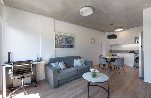 Recoleta Apartment | Ultra Luxurious 1 Bedroom Penthouse 1.5 Bathrooms & Balcony - 4 Seasons Mattress