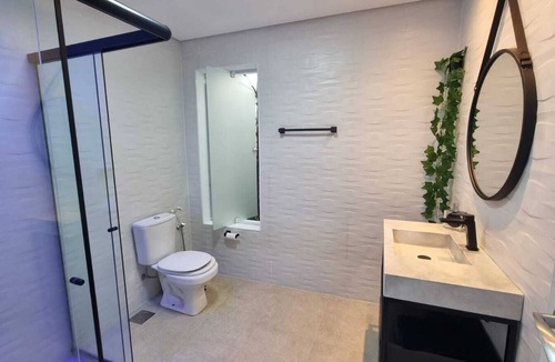 Auxiliadora House | Urban oasis. Plenty of space, comfort, quiet and security.
