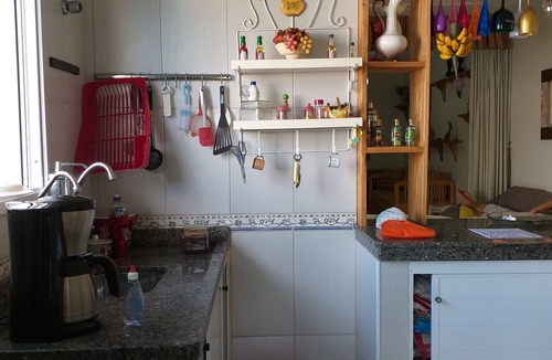Jardim Casablanca House | Vacation Home in Peruíbe (Swimming Pool, Wi-Fi, TV, Air Conditioning)