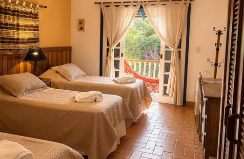Delfinopolis Hotel | Vale do Céu