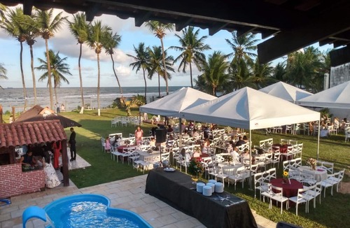 Santo Agostinho House | Venue for Weddings and Events with a beachfront house on Enseada dos Corais beach.