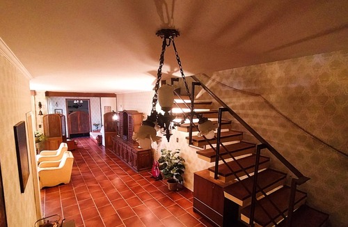 Campo Belo Apartment | Vintage House & Hostel CGH Room Independent Entrance